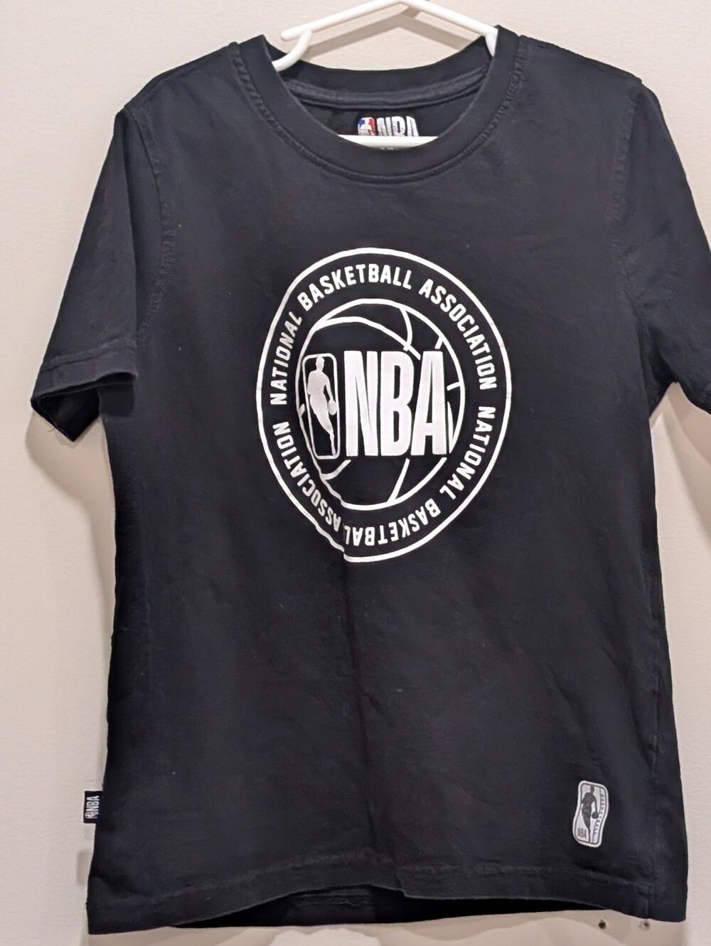 NBA Black T-Shirt with White Circular Logo Boys size 8